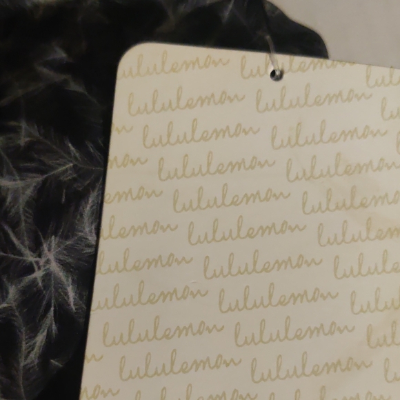 Lululemon Free To Be Zen Bra Size 8 Nwt - Picture 4 of 10